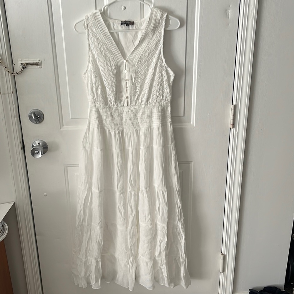 White lace midi dress